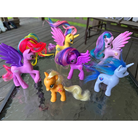 My Little Pony Lot Figures Collectible Pegasus Unicorns Rainbow Hair Toy‎ Ponies - Picture 1 of 15